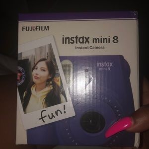 NWT purple Polaroid